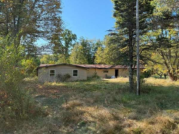 5.7 Acres of Residential Land with Home for Sale in Emlenton, Pennsylvania