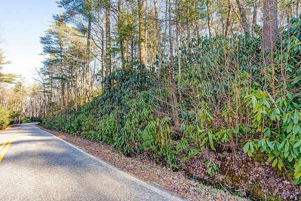 2.86 Acres of Residential Land for Sale in Highlands, North Carolina
