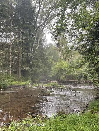 3.87 Acres of Residential Land for Sale in Kunkletown, Pennsylvania