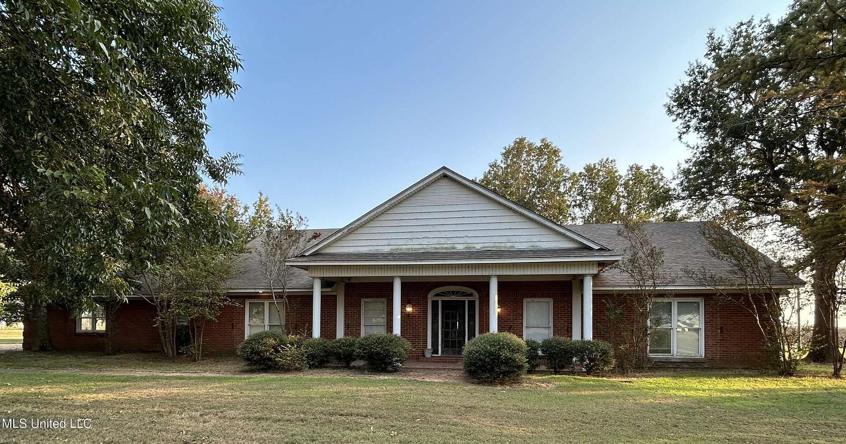 3 Acres of Residential Land with Home for Sale in Cleveland, Mississippi