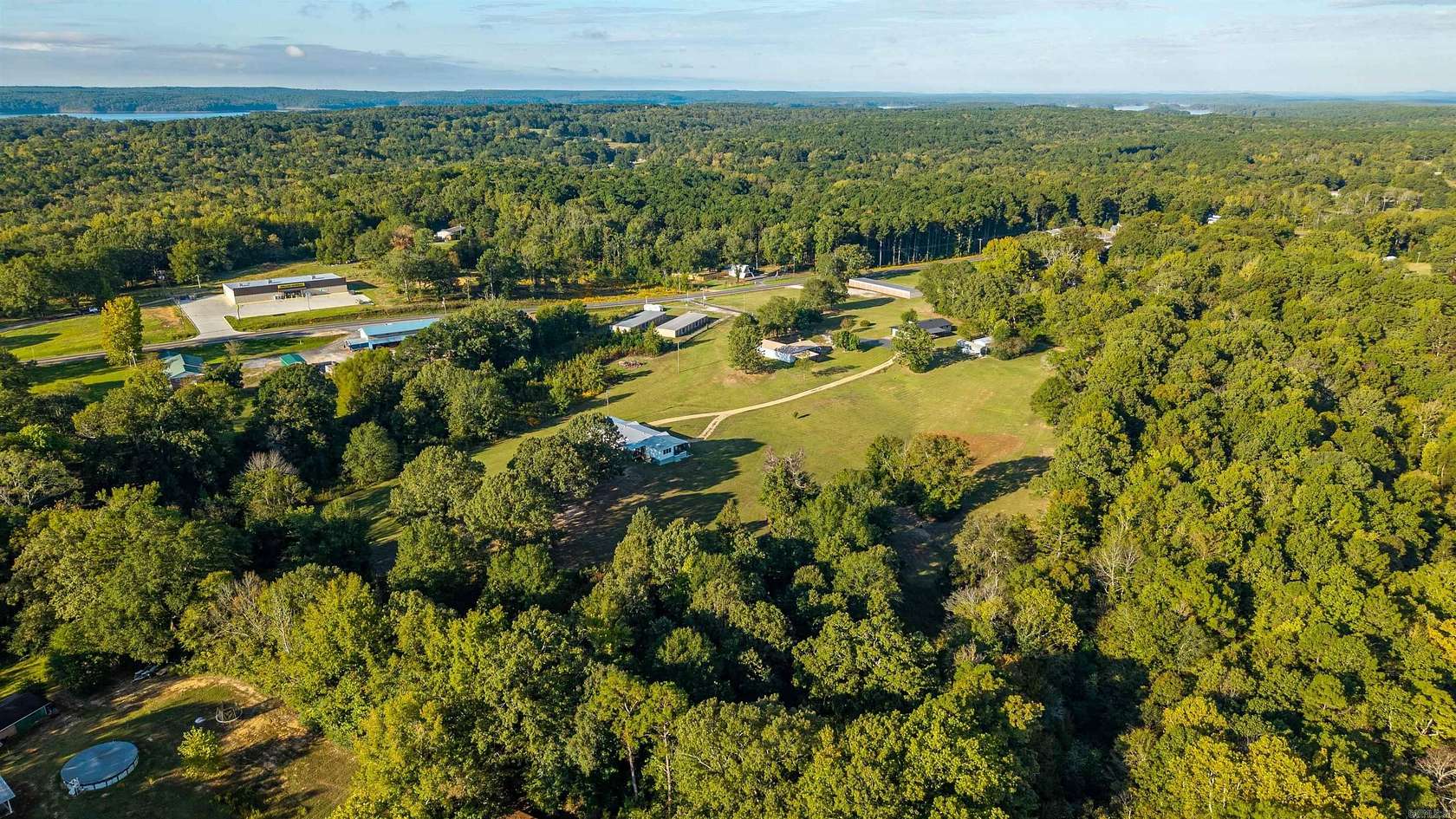 18 Acres of Improved Commercial Land for Sale in Bismarck, Arkansas