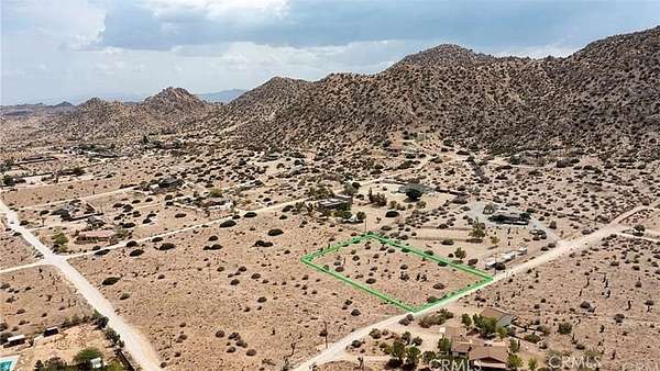 1.26 Acres of Residential Land for Sale in Pioneertown, California