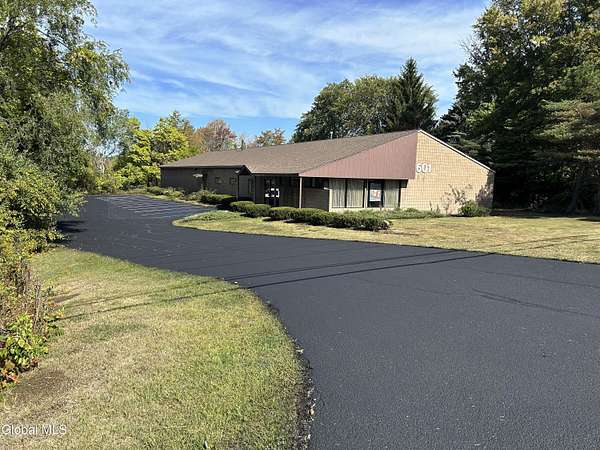 3 Acres of Improved Commercial Land for Sale in Cohoes, New York