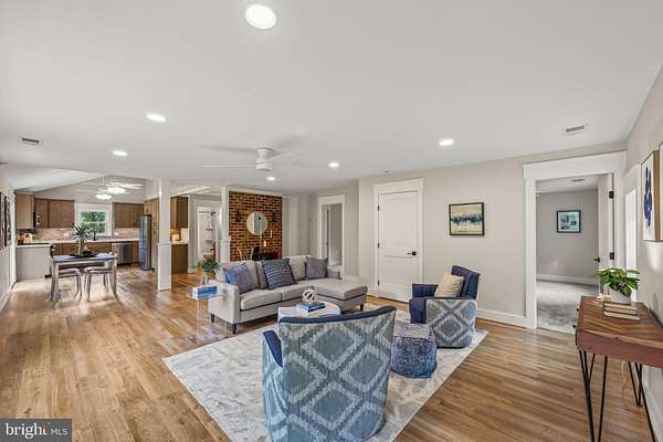 9 Acres of Residential Land with Home for Sale in Linden, Virginia