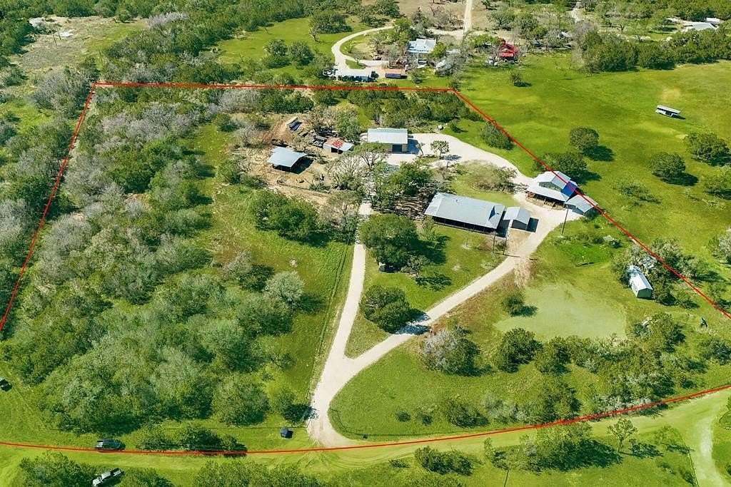 8.5 Acres of Improved Mixed-Use Land for Sale in Center Point, Texas