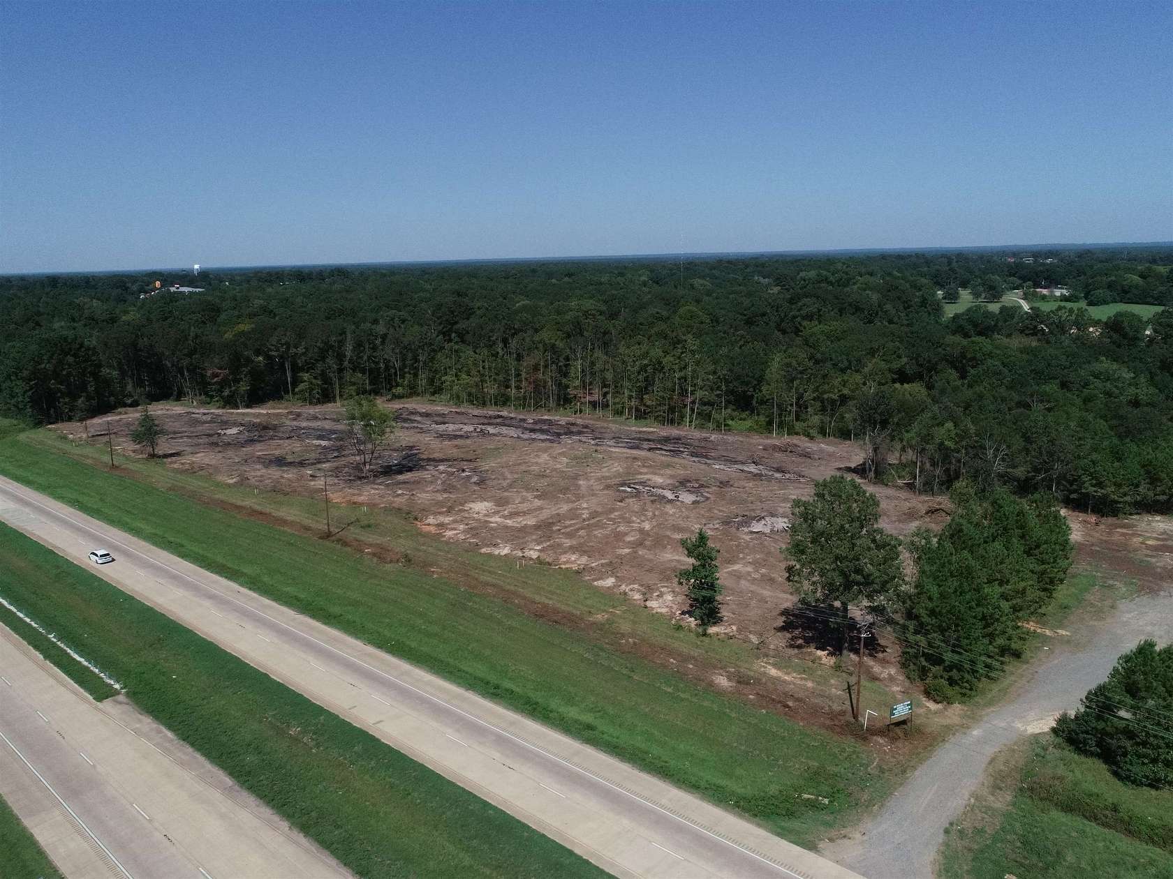 10.4 Acres of Land for Sale in Carthage, Texas