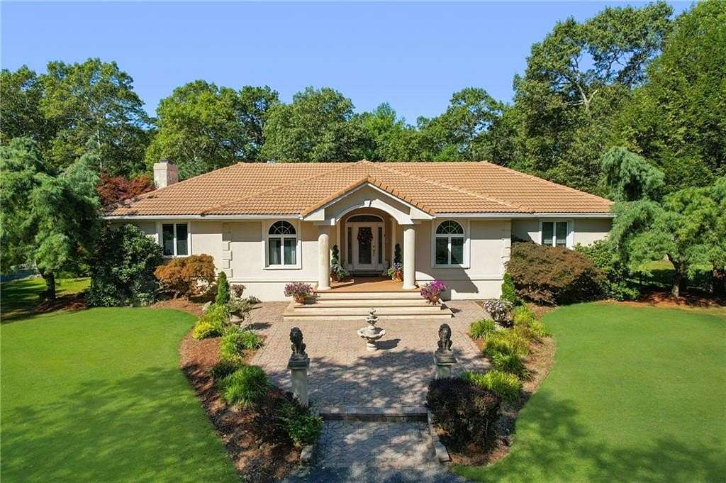 2.79 Acres of Residential Land with Home for Sale in Scituate Town, Rhode Island