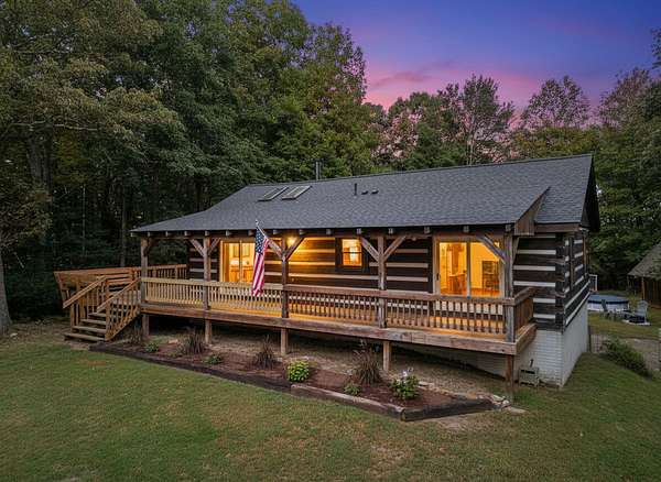 1.59 Acres of Residential Land with Home for Sale in Haymarket, Virginia