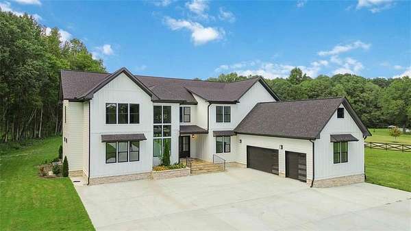 3.83 Acres of Residential Land with Home for Sale in Covington, Georgia