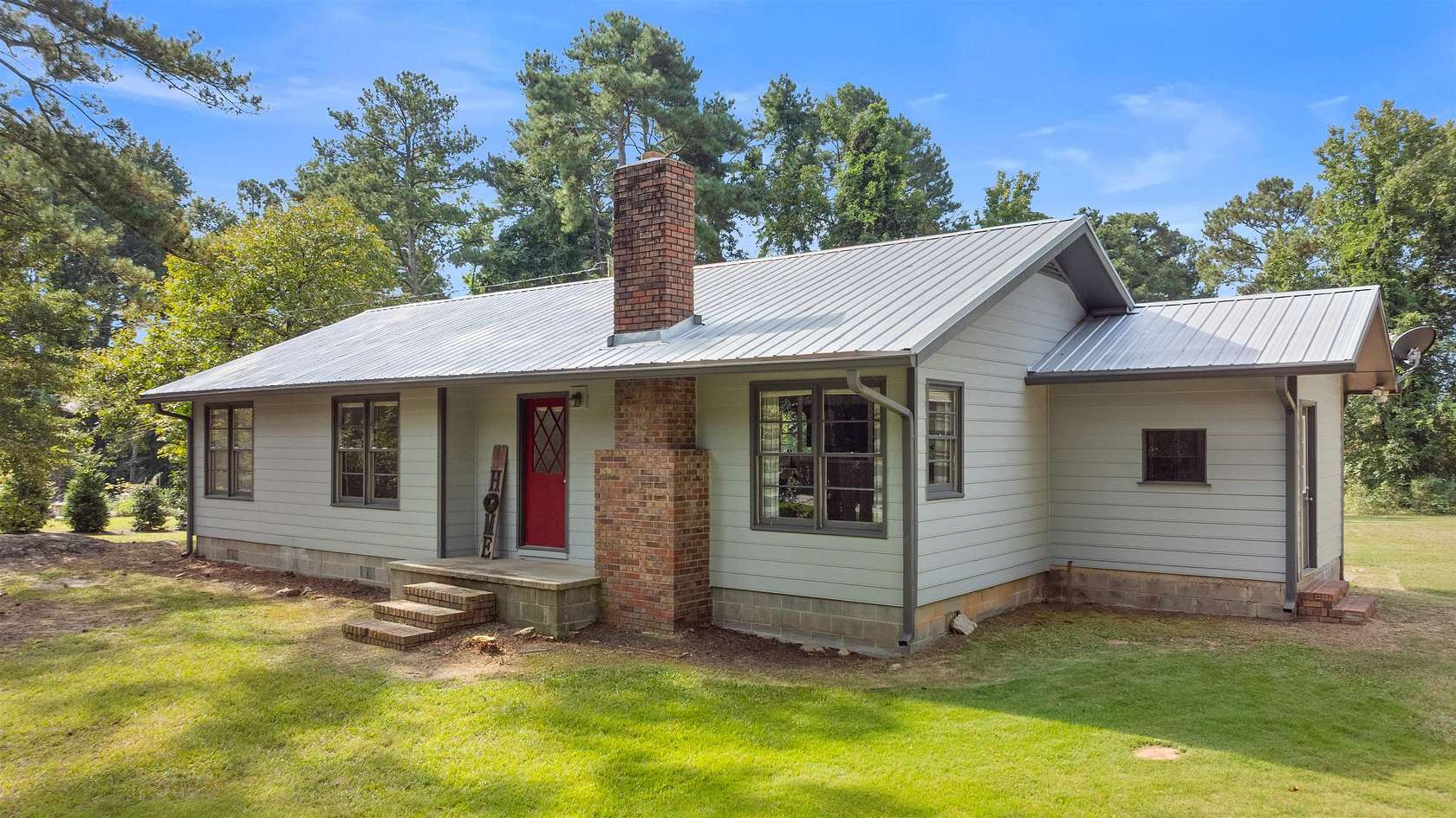 2 Acres of Residential Land with Home for Sale in Greensboro, Georgia