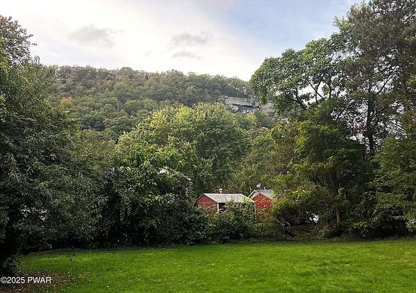 0.28 Acres of Residential Land for Sale in Matamoras, Pennsylvania