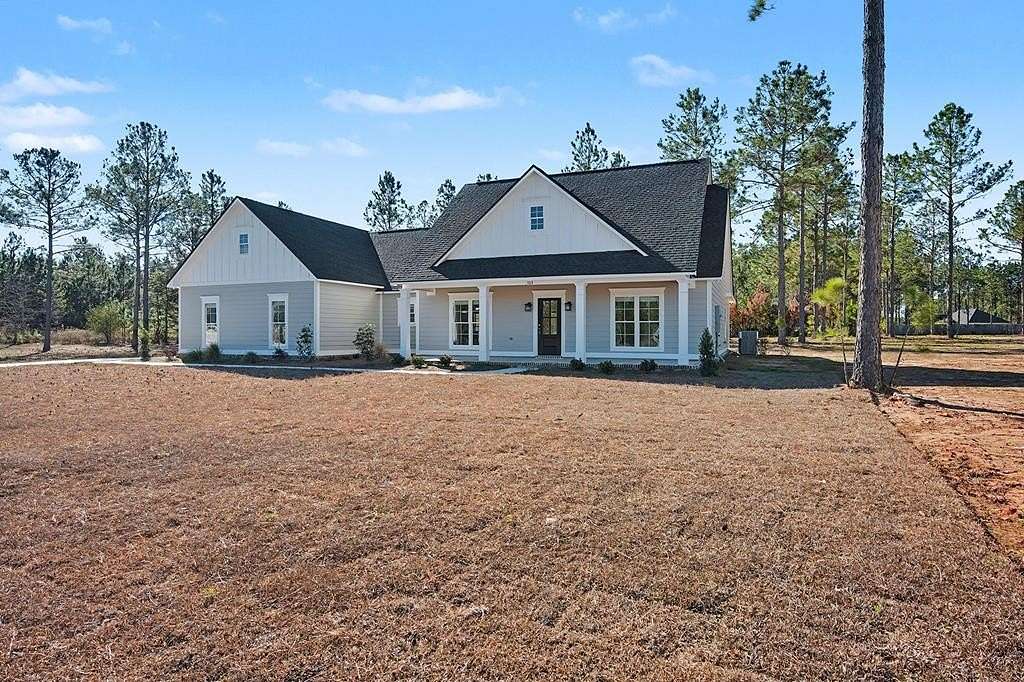 1.55 Acres of Land with Home for Sale in Leesburg, Georgia