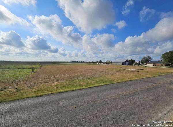 6 Acres of Land for Sale in New Braunfels, Texas