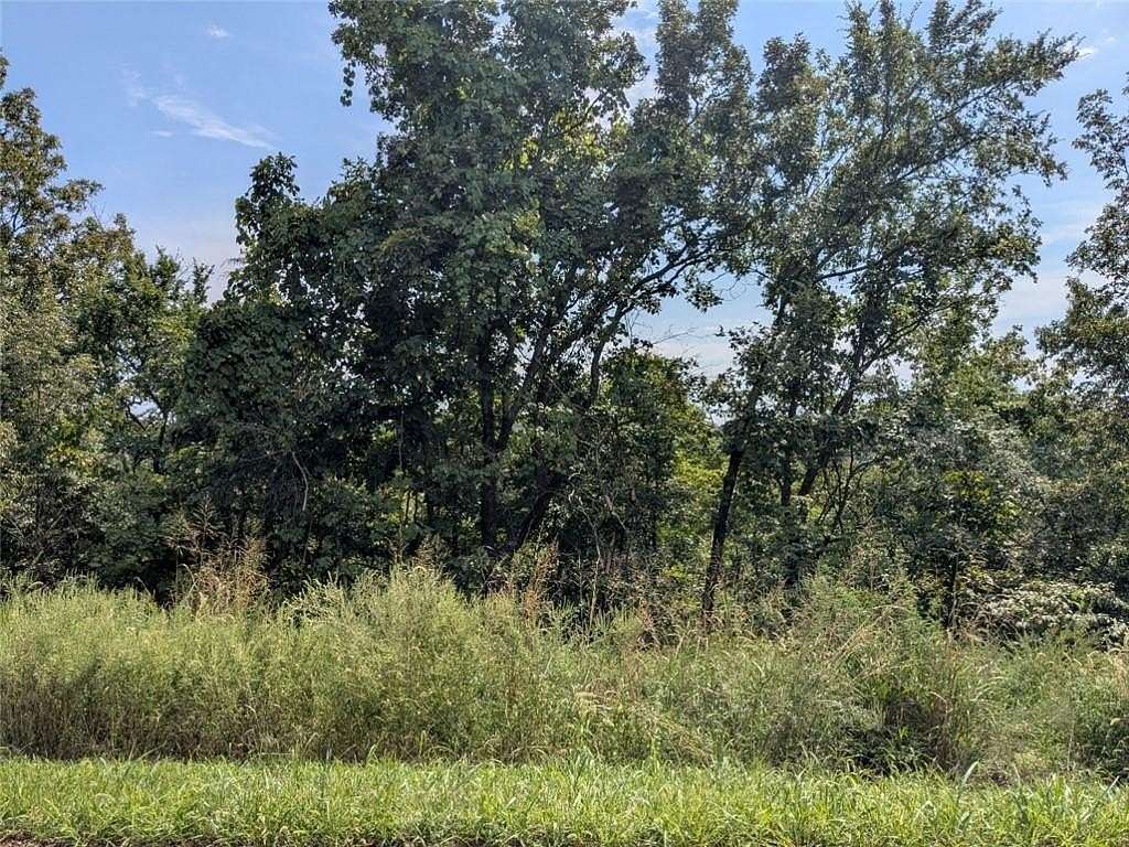 0.36 Acres of Residential Land for Sale in Holiday Island, Arkansas