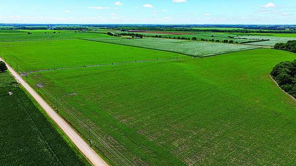 160 Acres of Agricultural Land for Auction in Belvue, Kansas