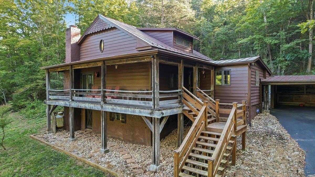 3.73 Acres of Residential Land with Home for Sale in Middlebrook, Virginia