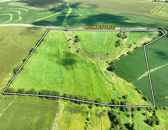 32.3 Acres of Agricultural Land for Sale in Knoxville, Iowa