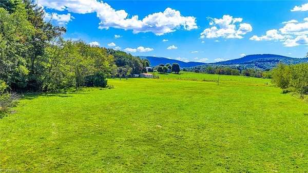 10 Acres of Land for Sale in Sparta, North Carolina