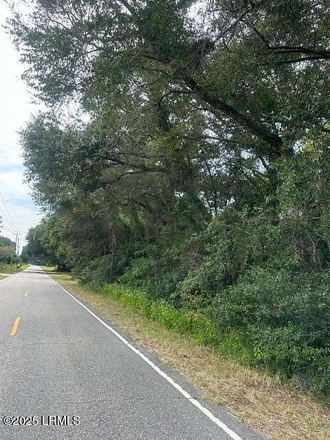 9 Acres of Residential Land for Sale in Saint Helena Island, South Carolina