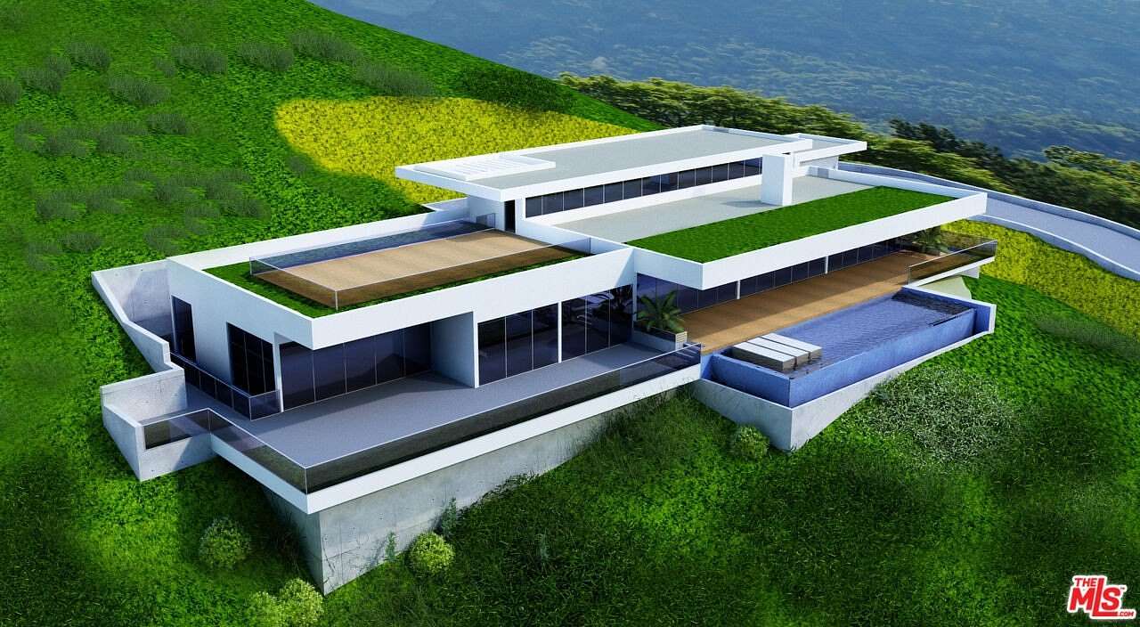 15 Acres of Land for Sale in Malibu, California