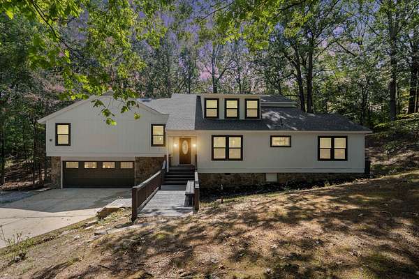 2 Acres of Residential Land with Home for Sale in Cordova, Tennessee