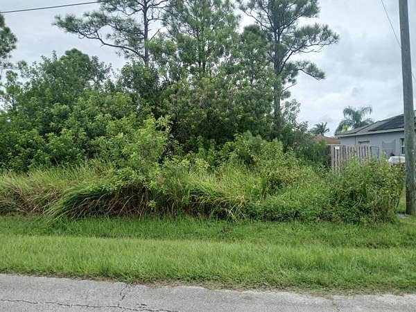 0.24 Acres of Residential Land for Sale in Port St. Lucie, Florida