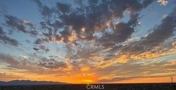 5.39 Acres of Residential Land for Sale in Apple Valley, California