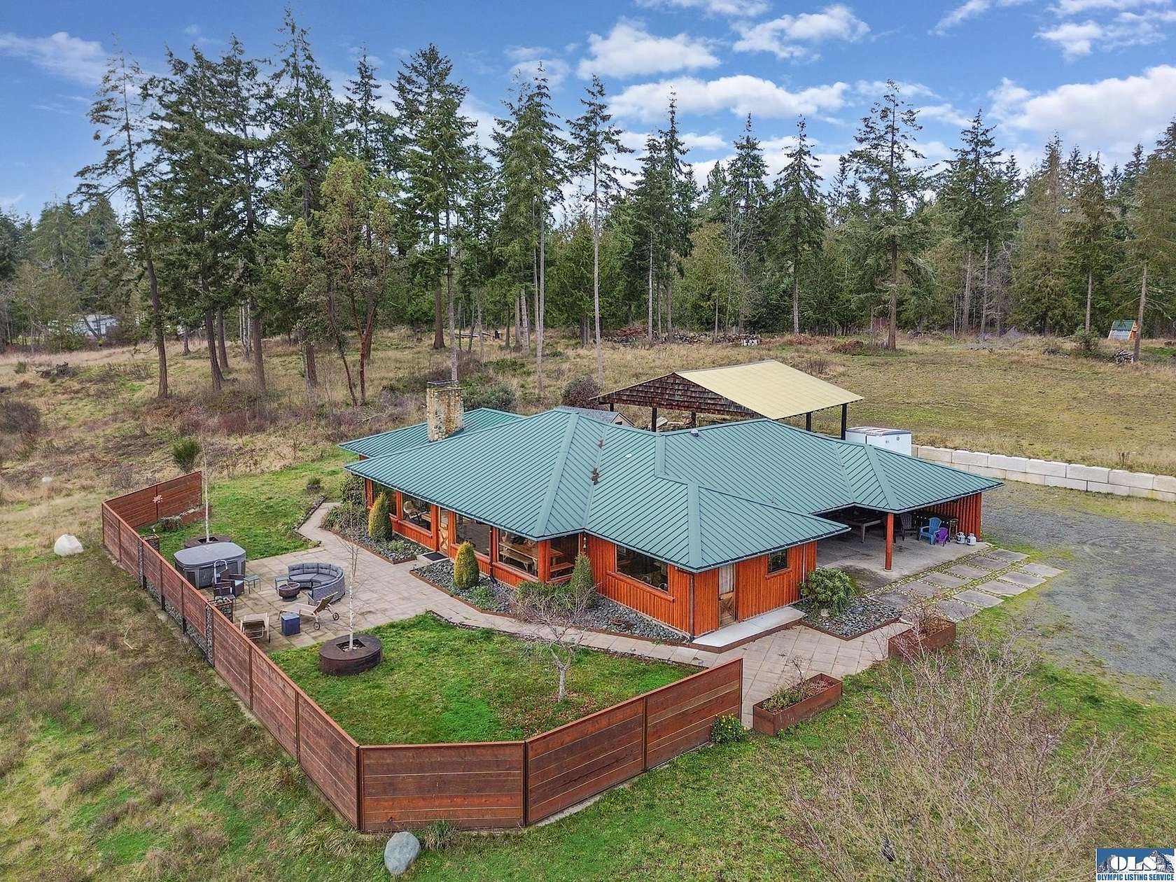 6.83 Acres of Land with Home for Sale in Port Angeles, Washington