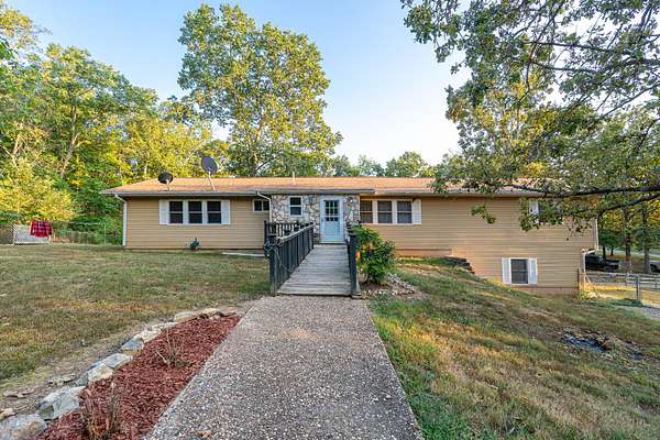 4.33 Acres of Residential Land with Home for Sale in West Plains, Missouri