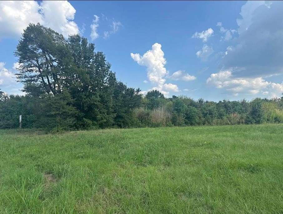 6.4 Acres of Mixed-Use Land for Sale in Lufkin, Texas