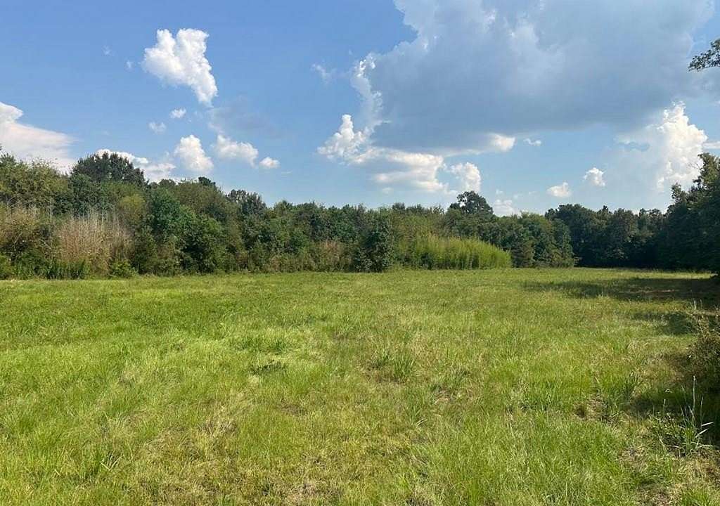 6.4 Acres of Mixed-Use Land for Sale in Lufkin, Texas