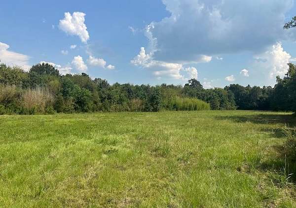 6.4 Acres of Mixed-Use Land for Sale in Lufkin, Texas