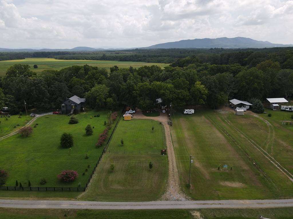 0.99 Acres of Residential Land for Sale in Centre, Alabama