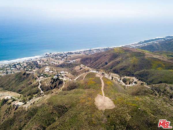 35.9 Acres of Land for Sale in Malibu, California