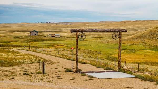 38 Acres of Land with Home for Sale in Buffalo, Wyoming