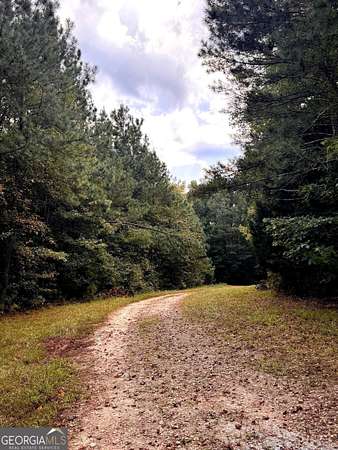 5.17 Acres of Residential Land with Home for Sale in Fayetteville, Georgia