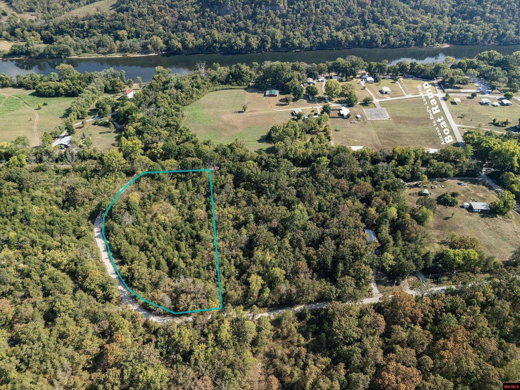 5 Acres of Residential Land for Sale in Norfork, Arkansas