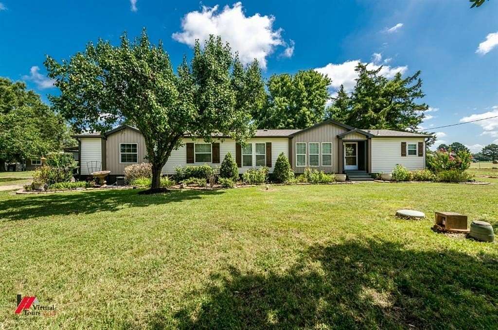 10 Acres of Land with Home for Sale in Bossier City, Louisiana