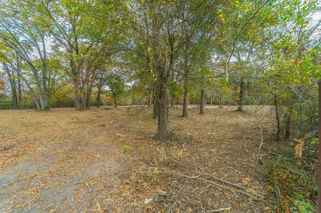 5.4 Acres of Residential Land for Sale in Greenville, Texas