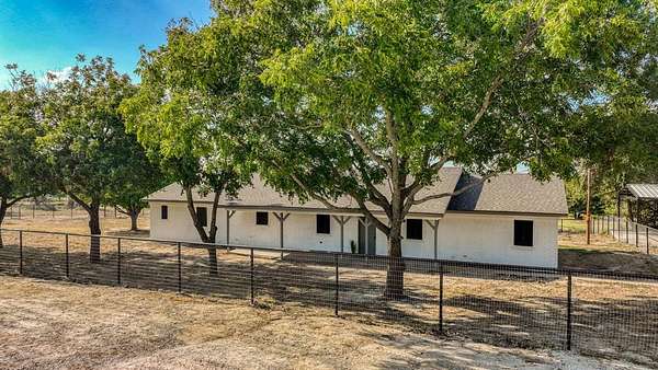 12 Acres of Land with Home for Sale in Weatherford, Texas