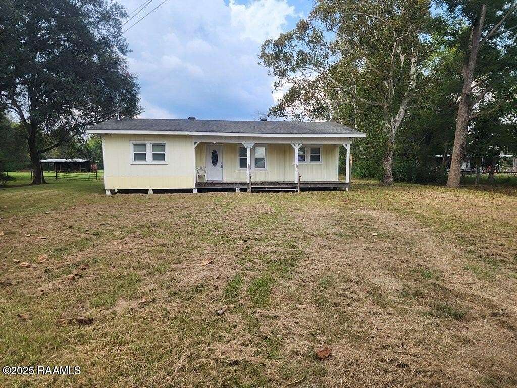 1.55 Acres of Residential Land with Home for Sale in Breaux Bridge, Louisiana
