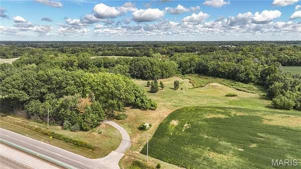 10 Acres of Residential Land for Sale in Godfrey, Illinois