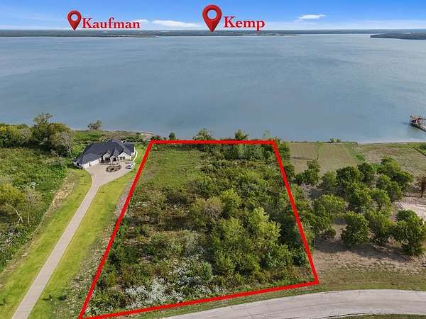 1.23 Acres of Residential Land for Sale in Kemp, Texas