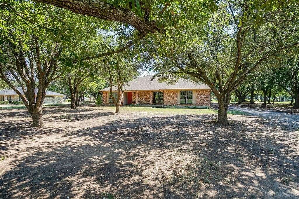 3 Acres of Residential Land with Home for Sale in Crowley, Texas