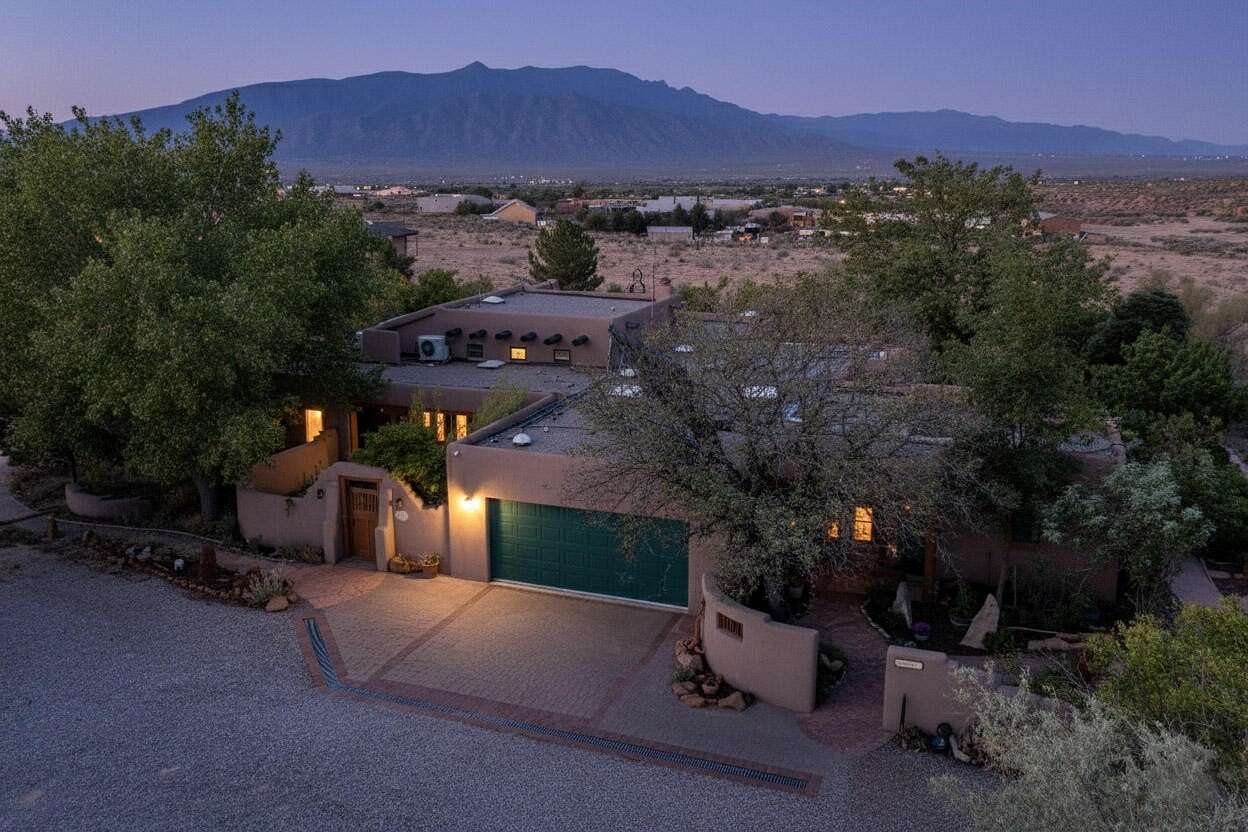 7 Acres of Residential Land with Home for Sale in Rio Rancho, New Mexico