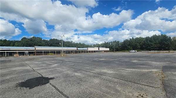 11 Acres of Mixed-Use Land for Sale in Franklin, Virginia