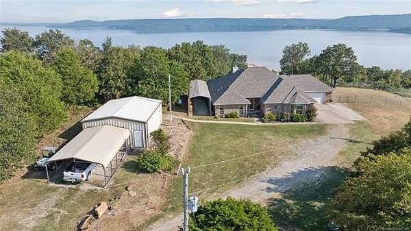 5 Acres of Residential Land with Home for Sale in Eufaula, Oklahoma