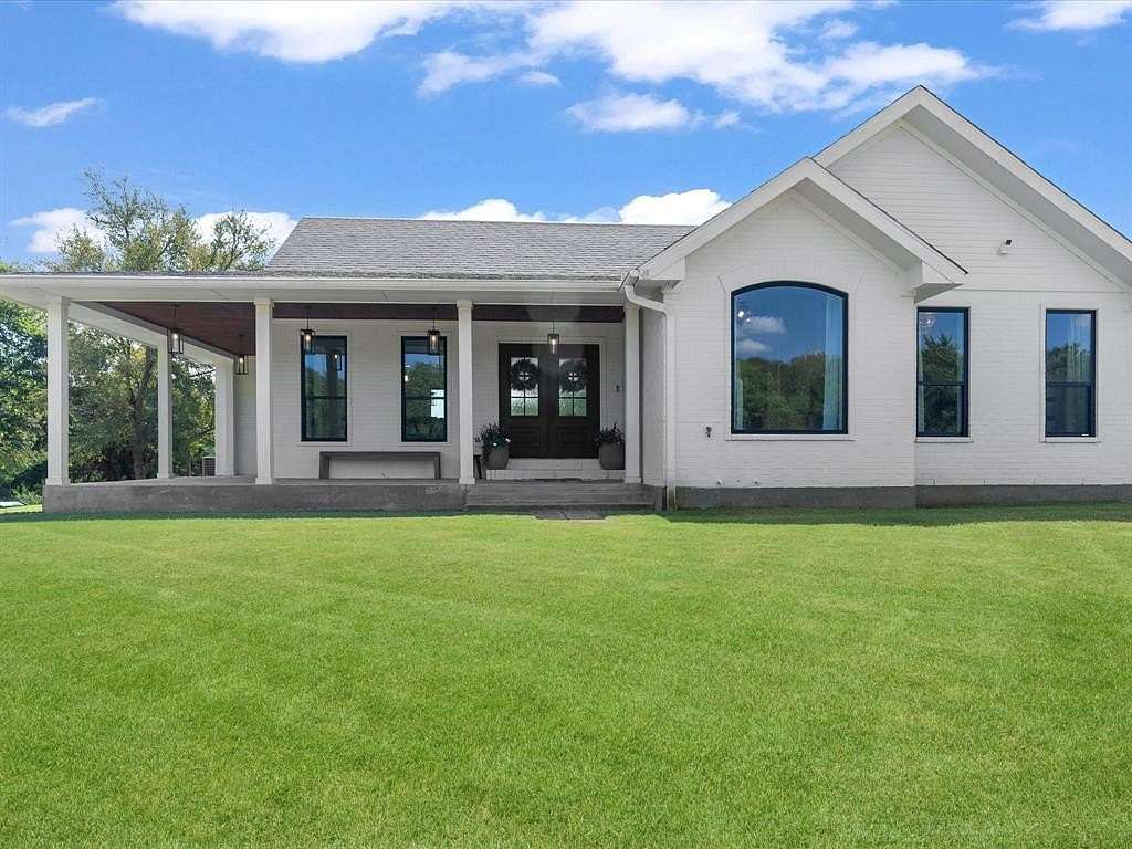 8.68 Acres of Residential Land with Home for Sale in Gunter, Texas