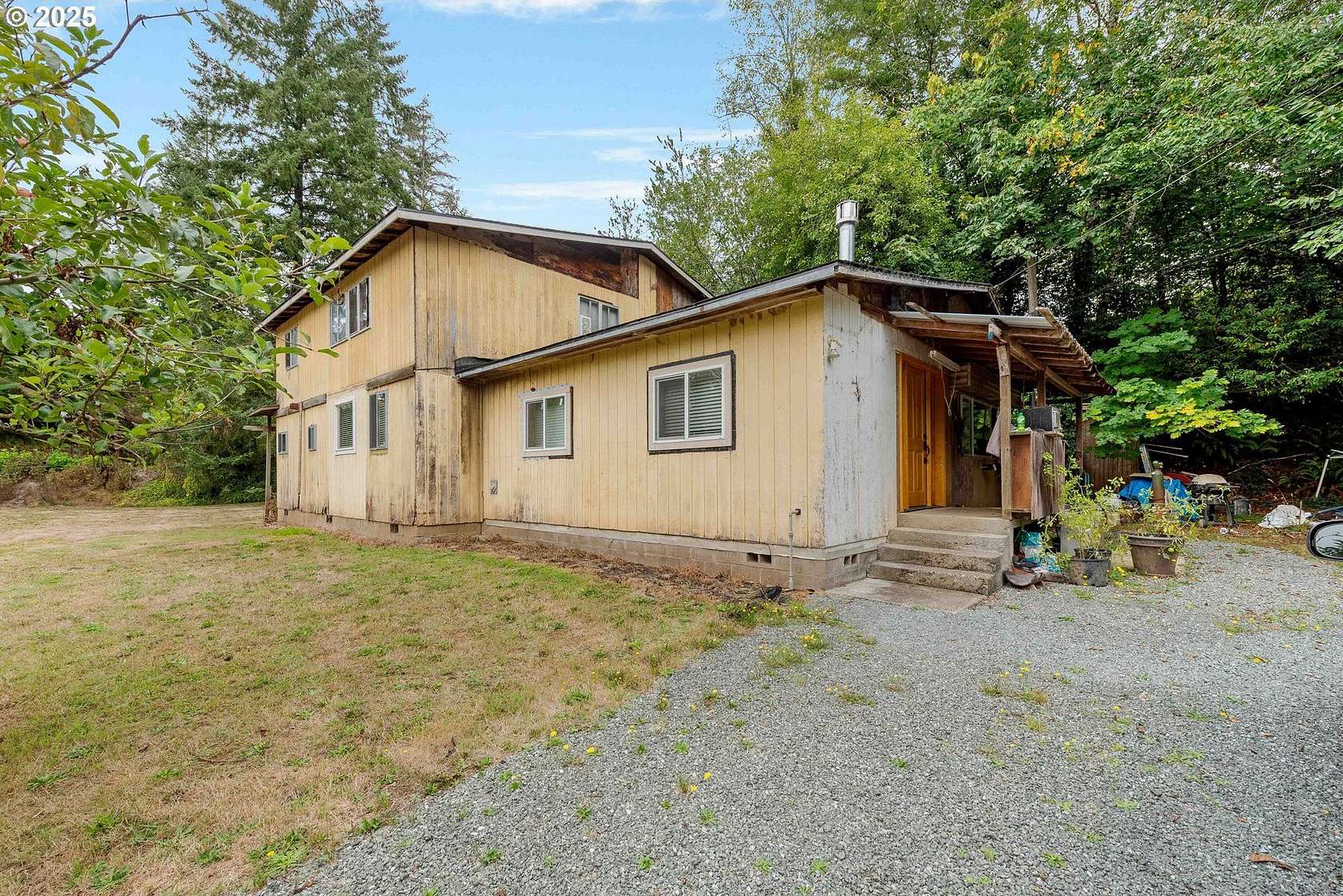 2.5 Acres of Residential Land with Home for Sale in Coos Bay, Oregon