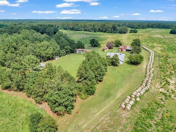 400 Acres of Land with Home for Sale in Keysville, Georgia